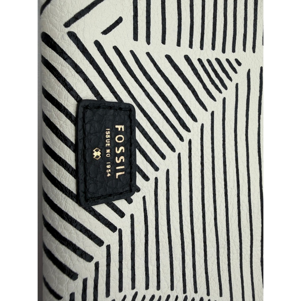 Fossil Wristlet Wallet Black White Geometric Stripe Tassel L-Zip SWL1918 - Picture 4 of 7